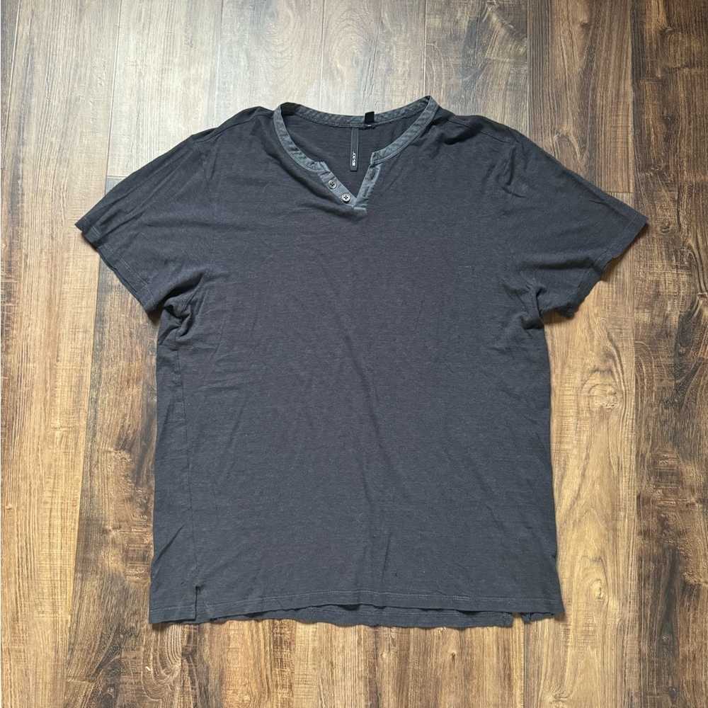 Joes Men's Charcoal Gray V-Neck Shirt